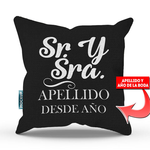 Mr & Mrs - Spanish Personalized Throw Pillow Cover - 18" X 18”